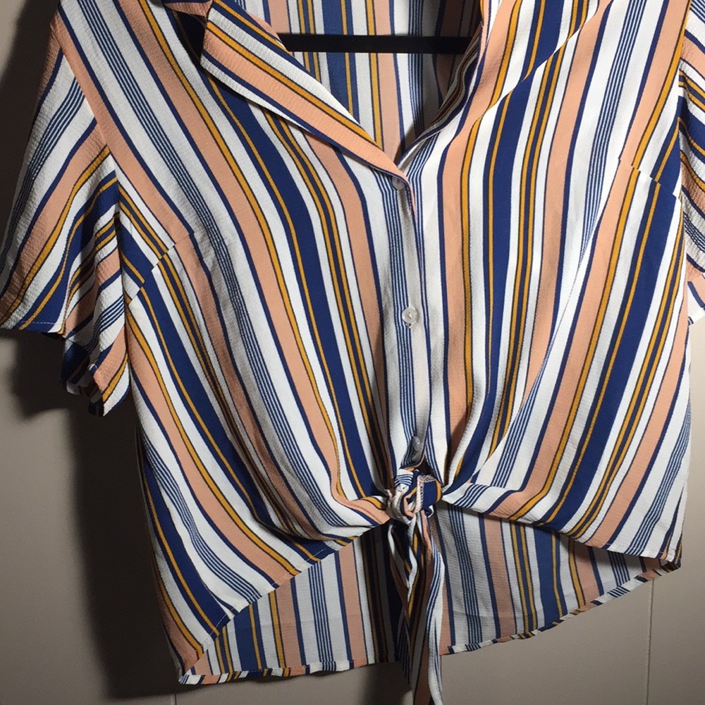 Cropped boyfriend shirt